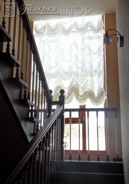 Французские шторы, Коридор, лестница, дверной проем